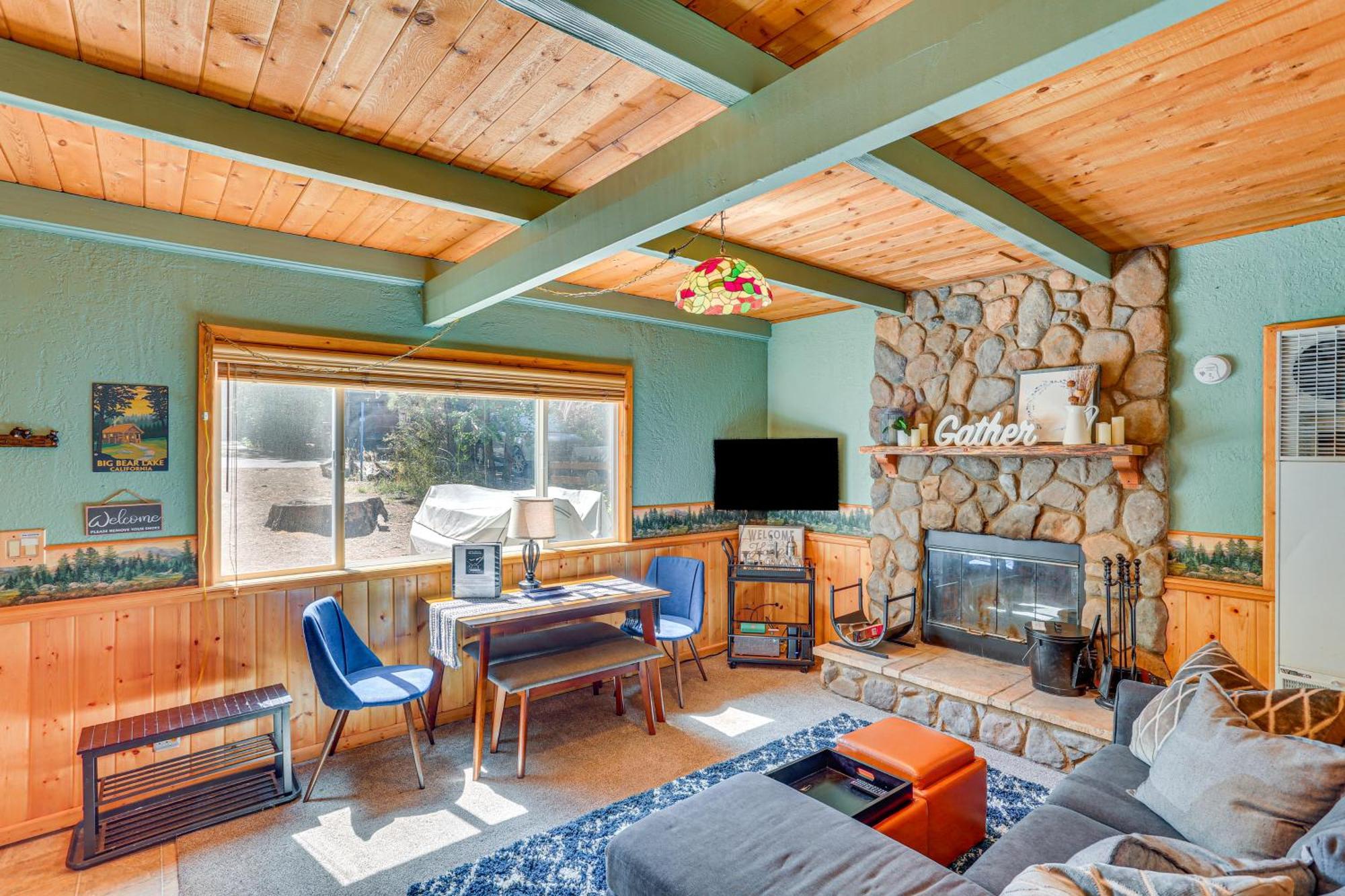 Big Bear Lake Cabin About 1 Mi To Snow Summitandbig Bear Villa Exterior photo